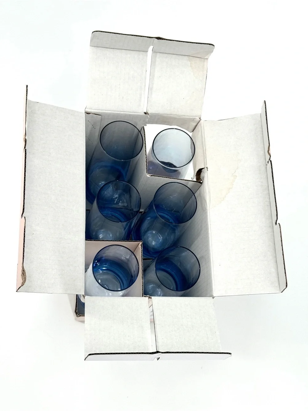 NIB (6) Cupcakes & Cashmere Home Ombré Blue Stemless Champagne Flutes